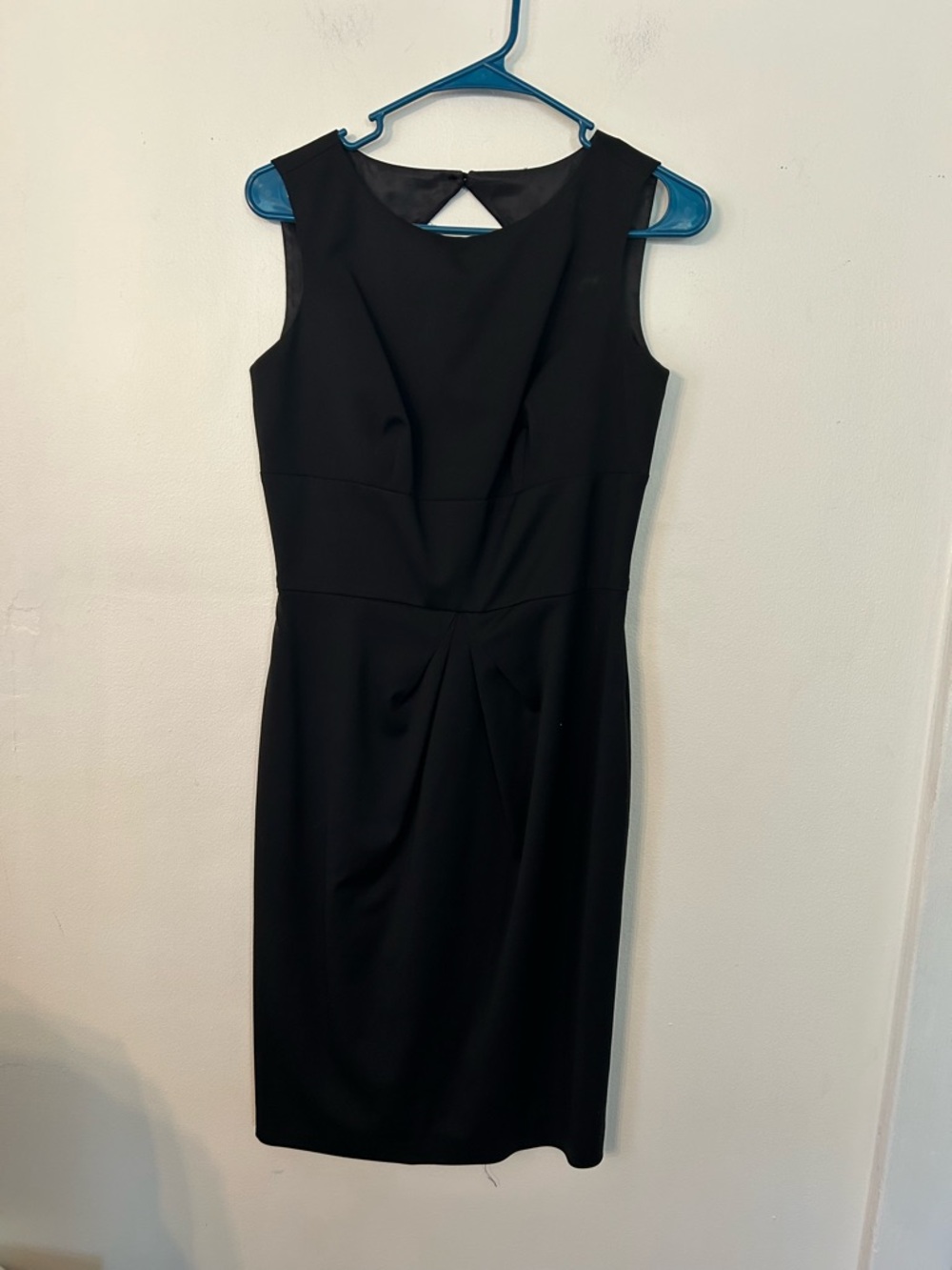 Loro Piana by Brooks Brothers Black Sleeveless Midi Sheath Dress